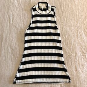 Mockneck stripped tank